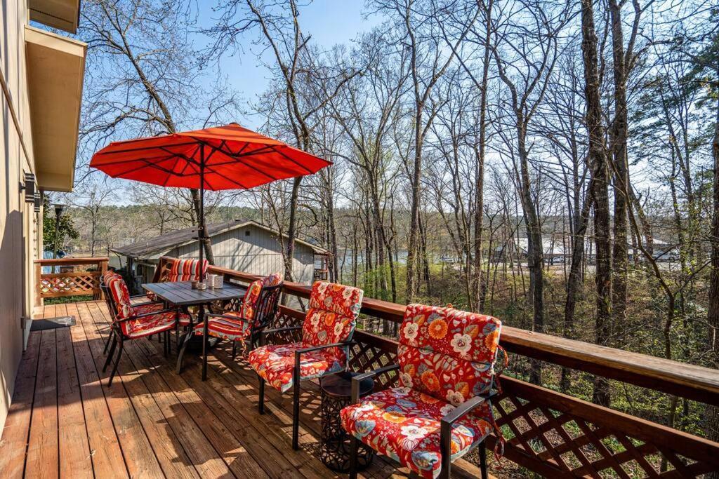 My Happy Place-Games, Lakeside, & Scenery Views Hot Springs Exterior foto